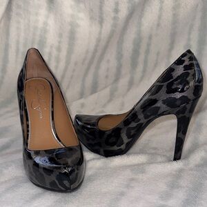 Jessica Simpson Black Leopard Print Heels